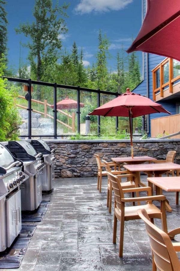 Luxurious & Spacious Mountain Retreat Canmore Exterior photo